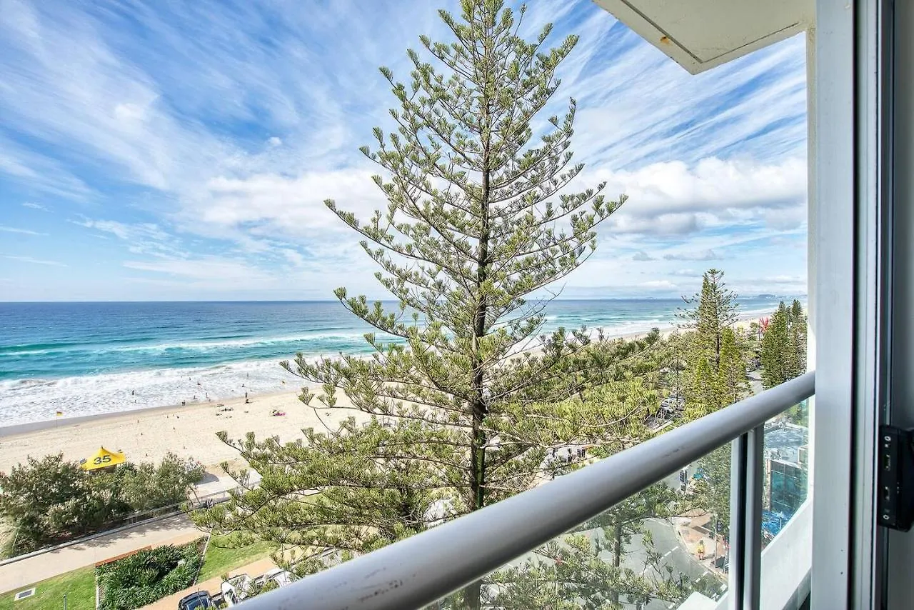 Unbeatable View - Charming Chateau Beachside Resort 골드코스트 아파트
